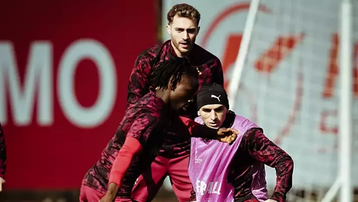 Galatasaray Juventus Karşısında